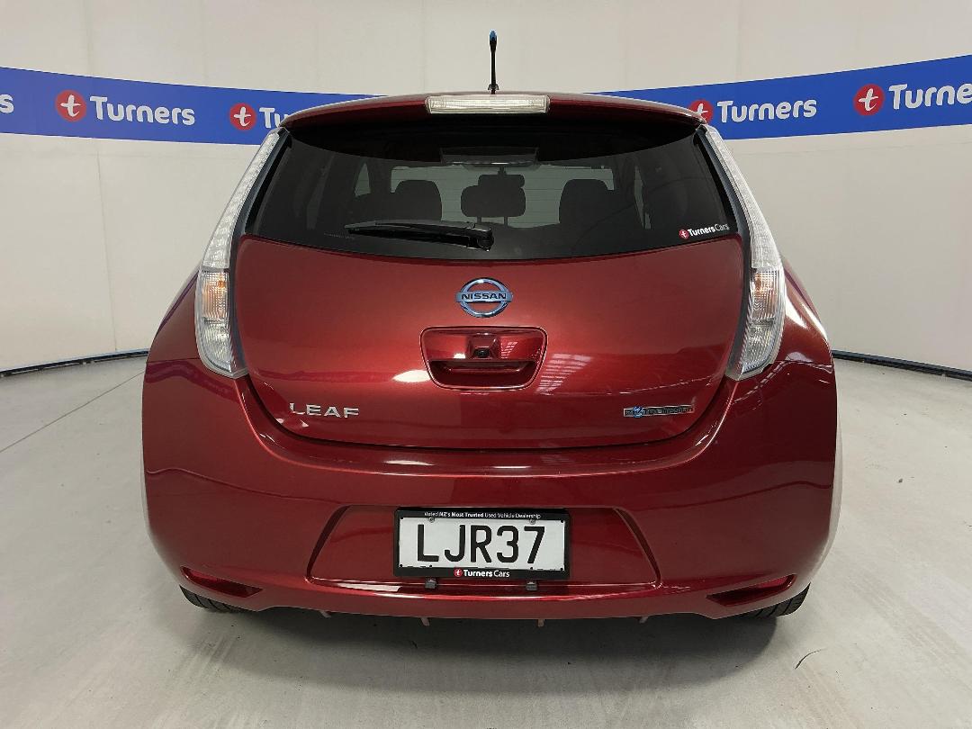 Photo '6' of Nissan Leaf