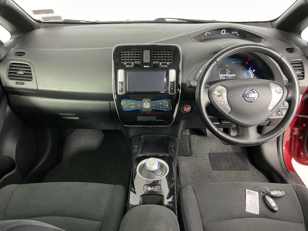 Photo '17' of Nissan Leaf