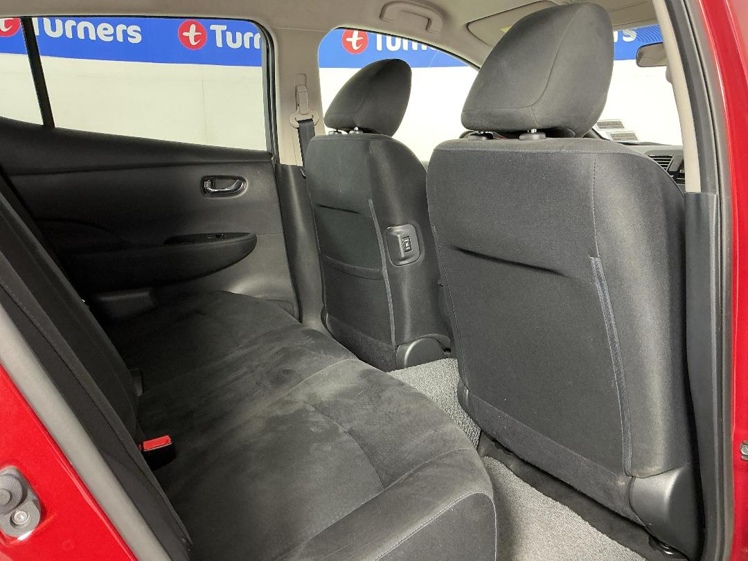 Photo '20' of Nissan Leaf