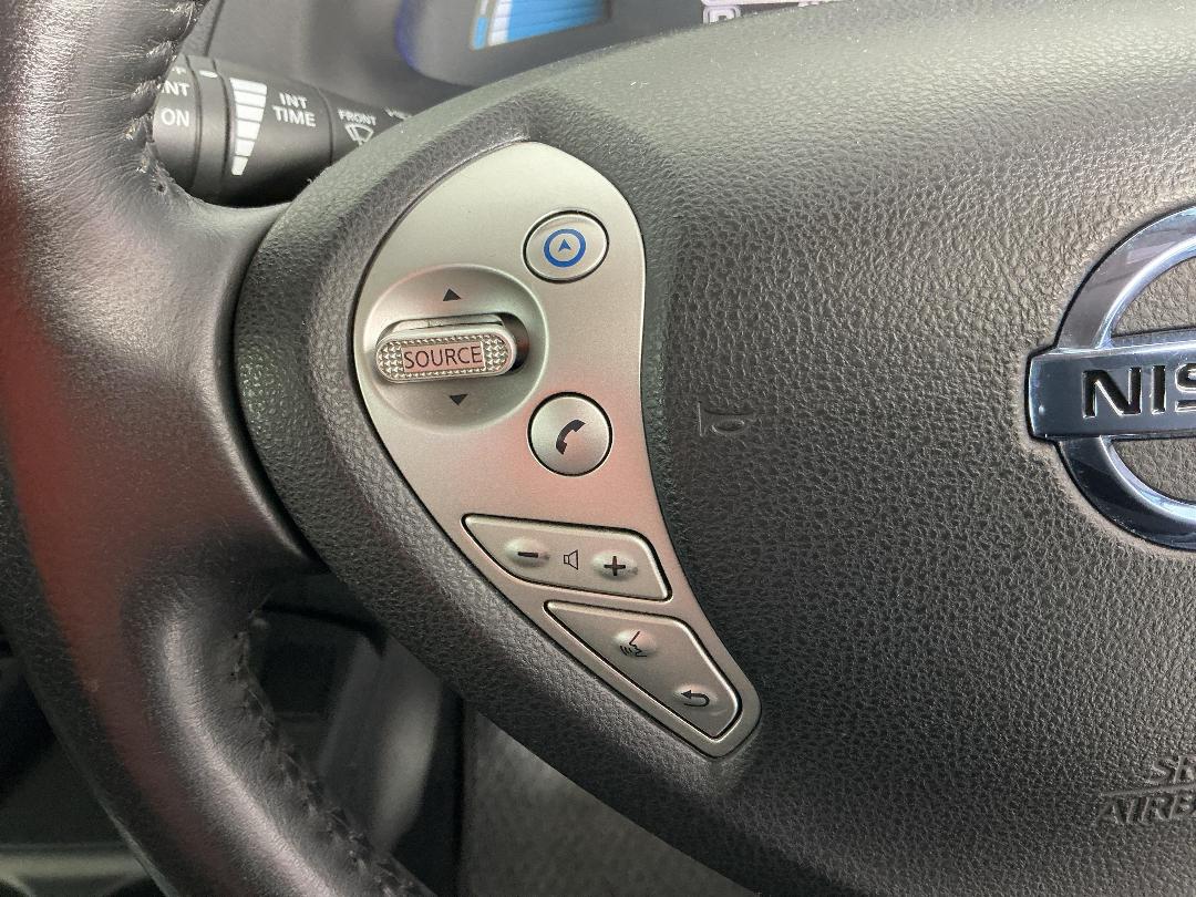 Photo '24' of Nissan Leaf