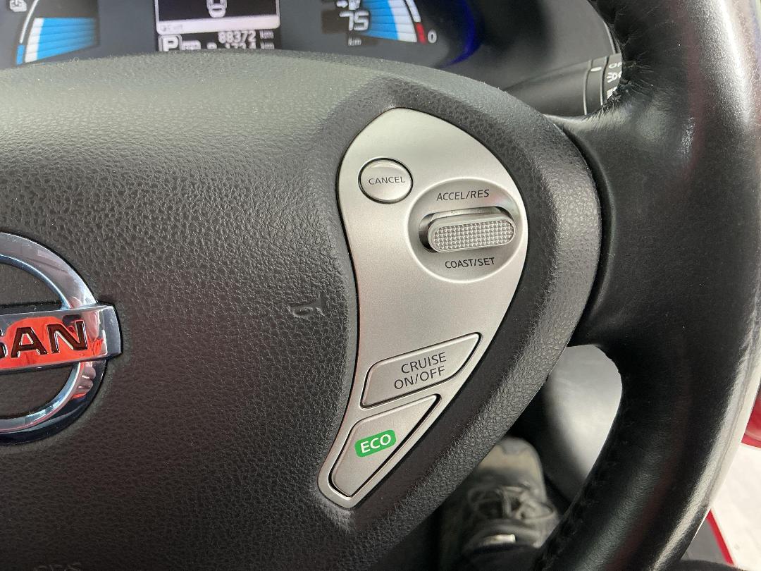 Photo '25' of Nissan Leaf