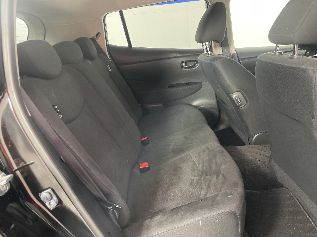 Photo '20' of Nissan Leaf