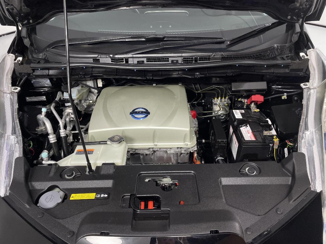 Photo '13' of Nissan Leaf