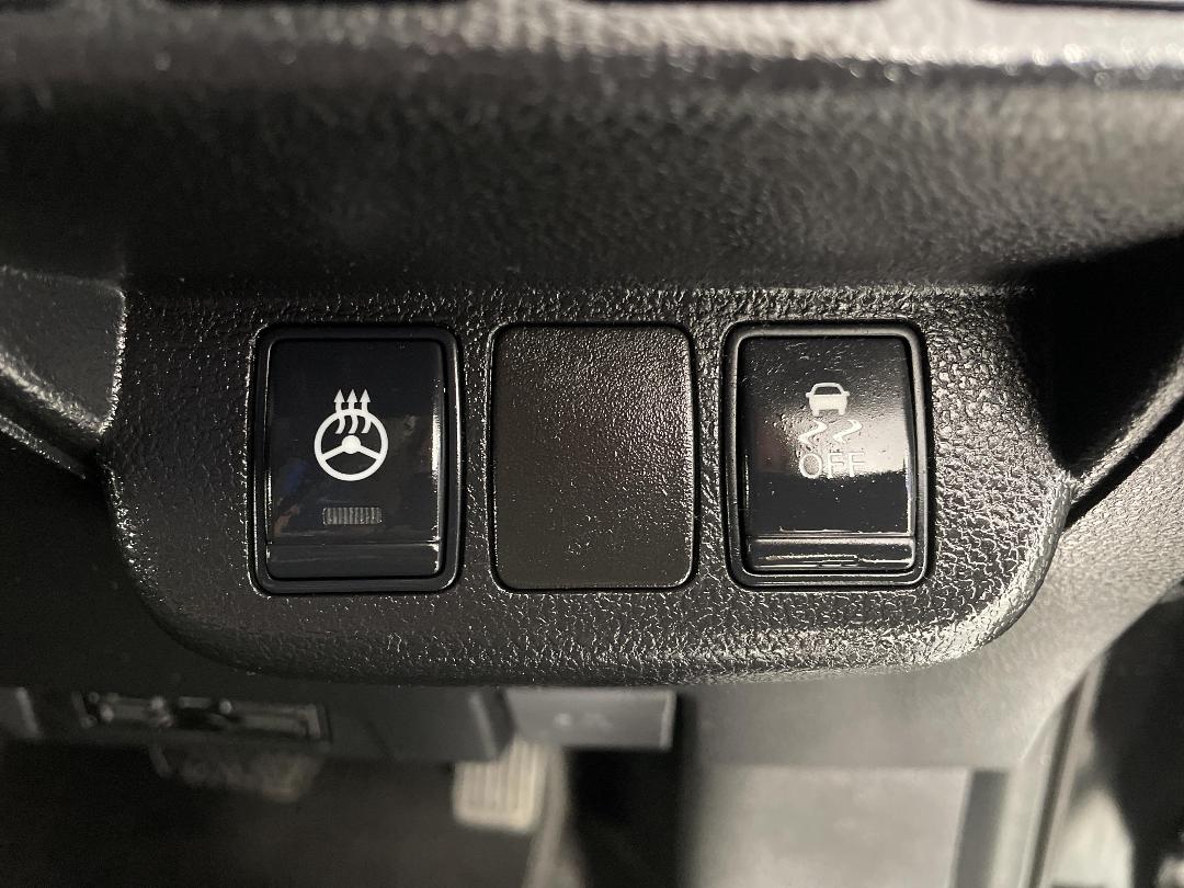 Photo '24' of Nissan Leaf