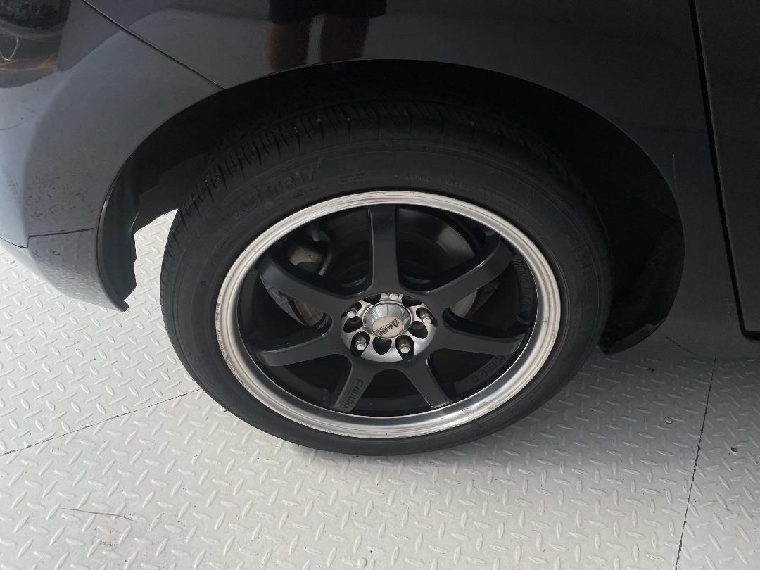 Photo '12' of Nissan Leaf