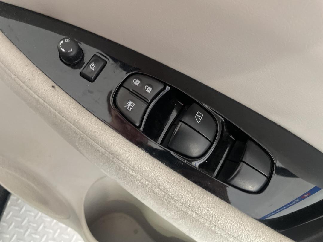 Photo '23' of Nissan Leaf