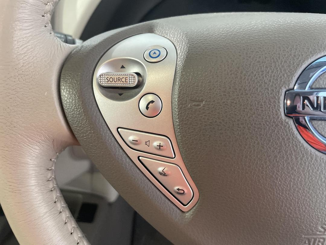 Photo '26' of Nissan Leaf