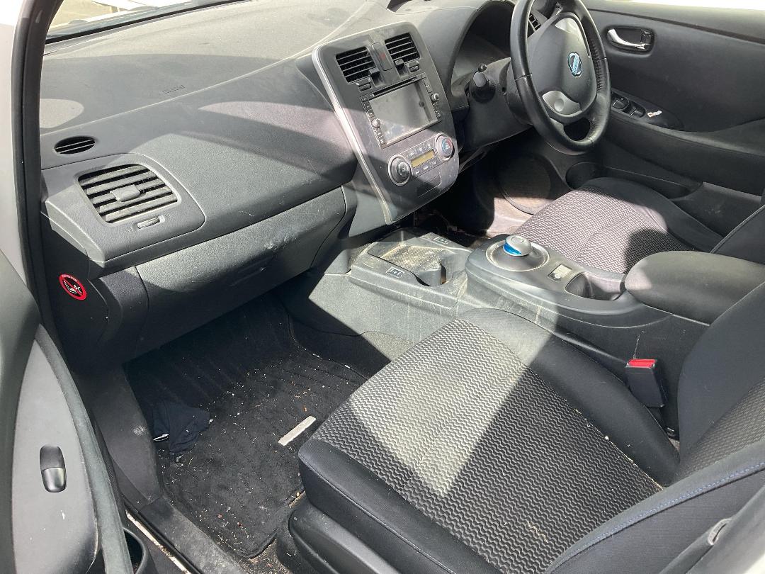 Photo '17' of Nissan Leaf