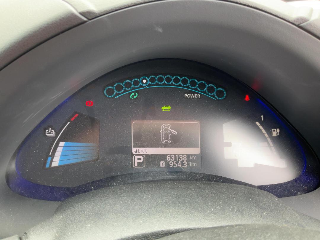 Photo '15' of Nissan Leaf