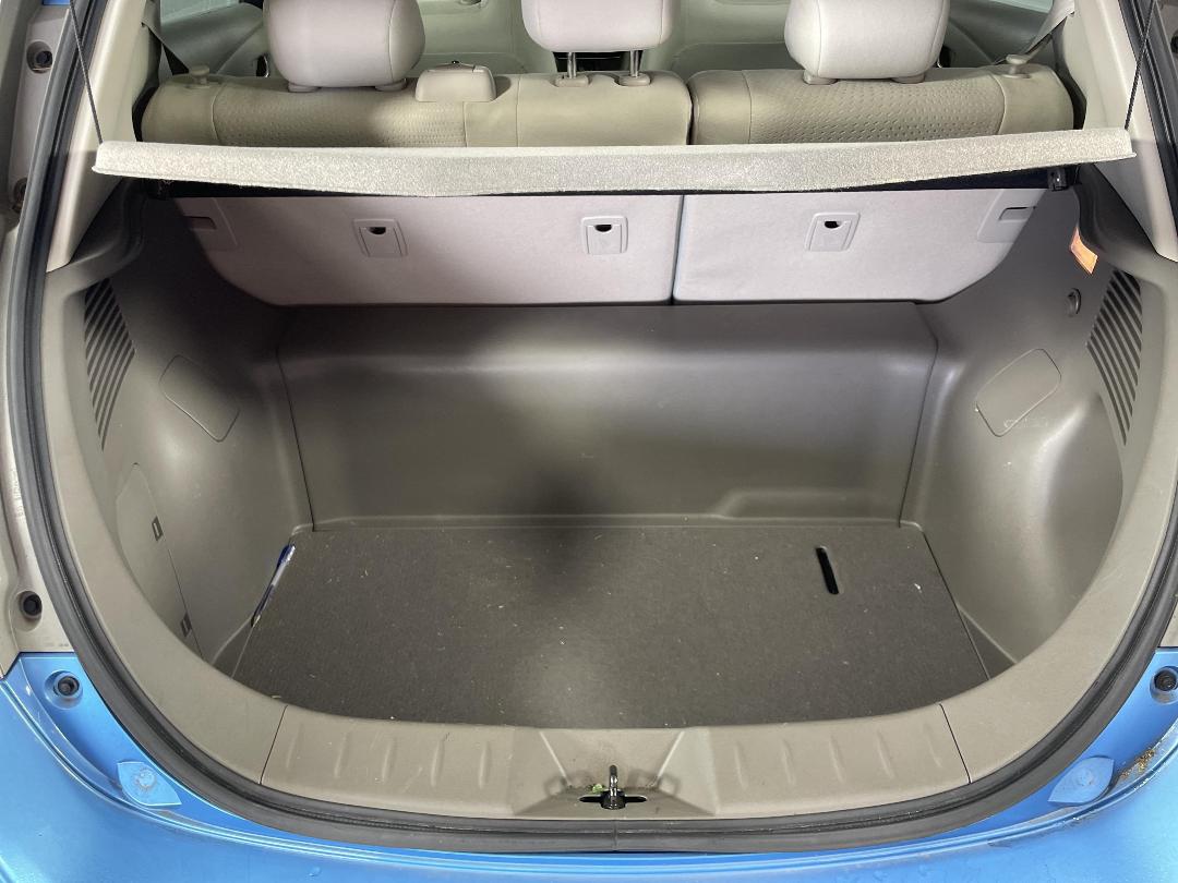 Photo '12' of Nissan Leaf