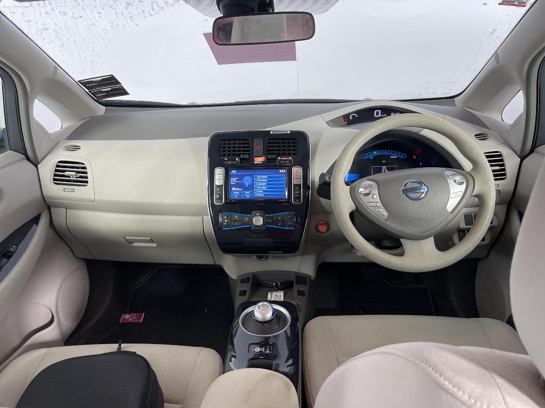 Photo '15' of Nissan Leaf