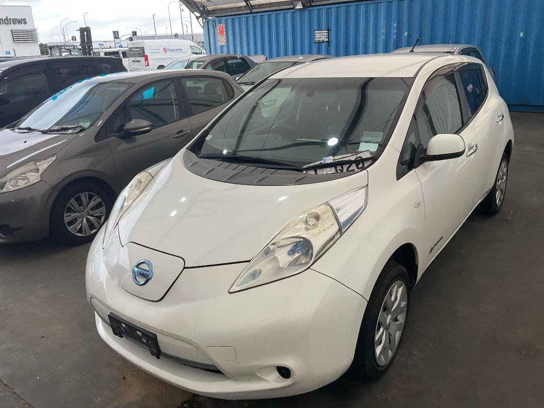 Photo '6' of Nissan Leaf