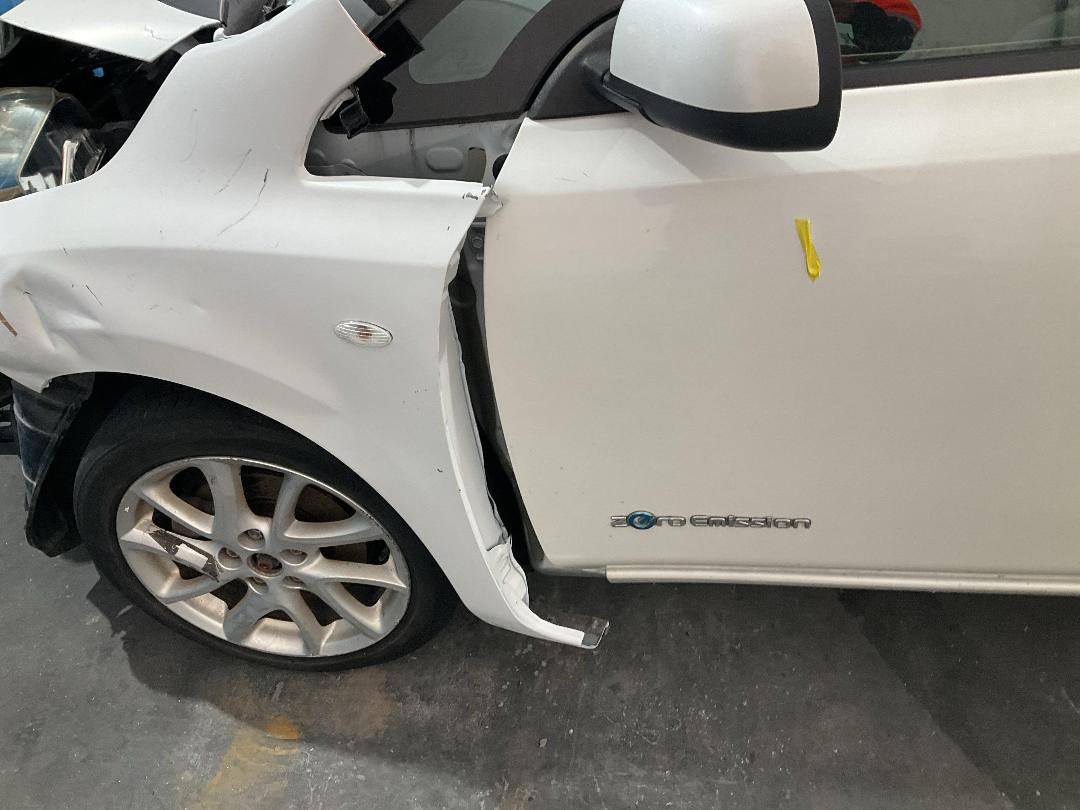 Photo '10' of Nissan Leaf Zero Emission