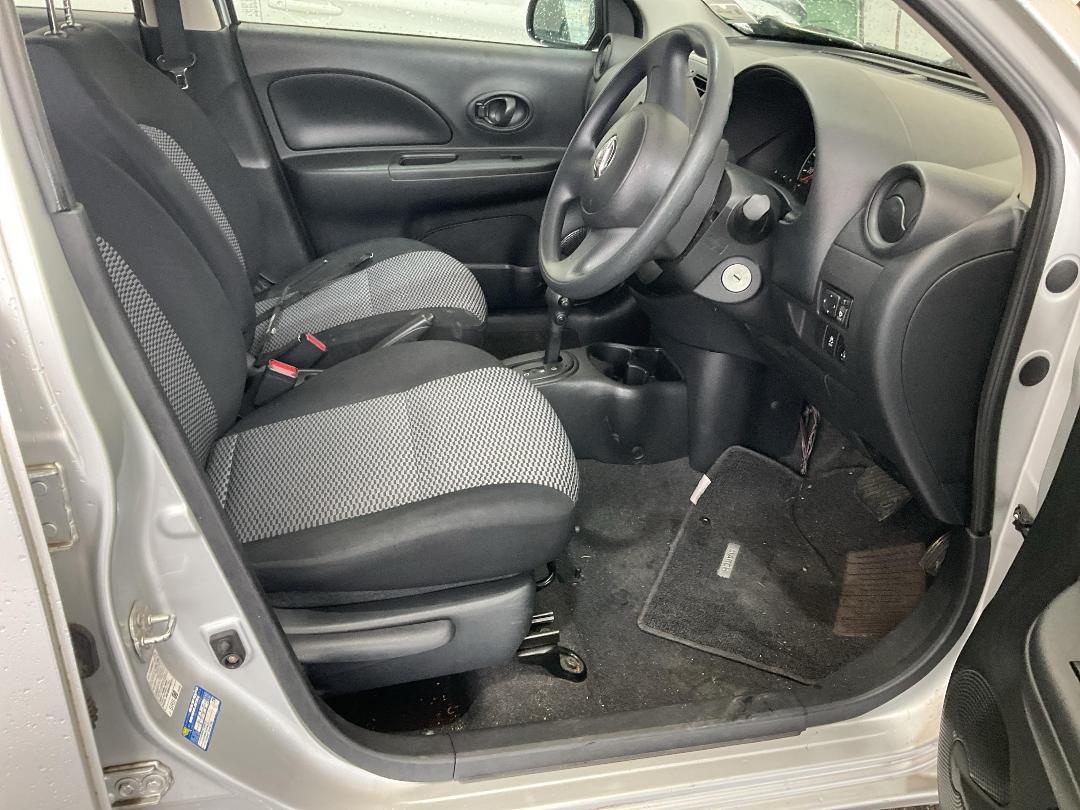 Photo '18' of Nissan March Photo '18' of Nissan March