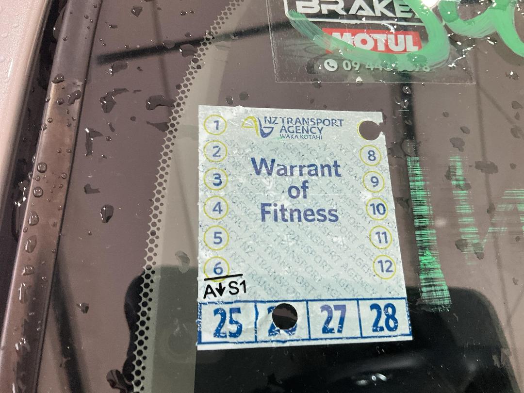 Photo '23' of Nissan March Photo '23' of Nissan March