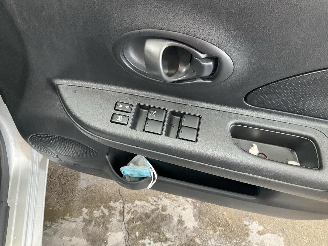 Photo '20' of Nissan March Photo '20' of Nissan March