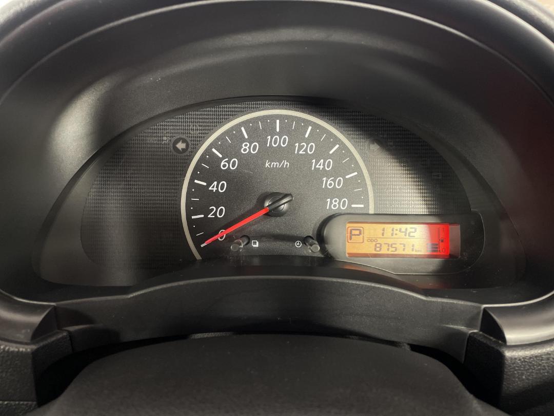 Photo '21' of Nissan March Photo '21' of Nissan March