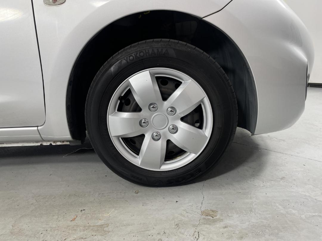 Photo '9' of Nissan March Photo '9' of Nissan March