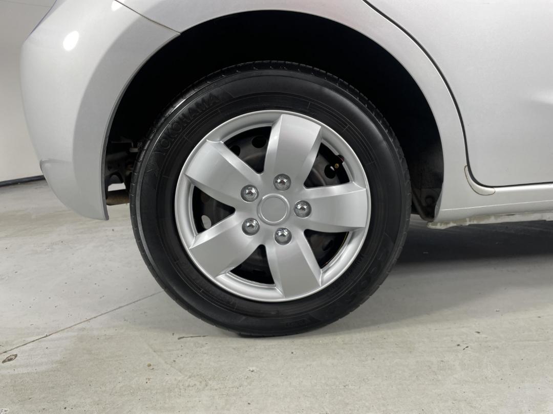 Photo '12' of Nissan March Photo '12' of Nissan March