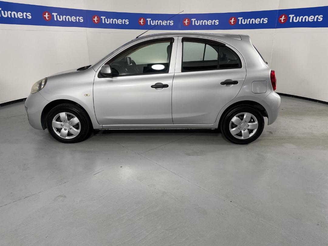 Photo '24' of Nissan March Photo '24' of Nissan March