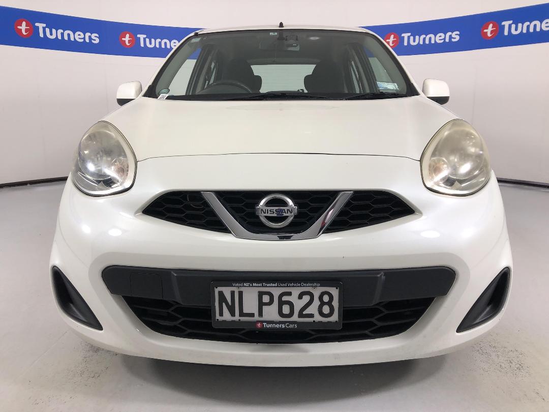 Photo '2' of Nissan March