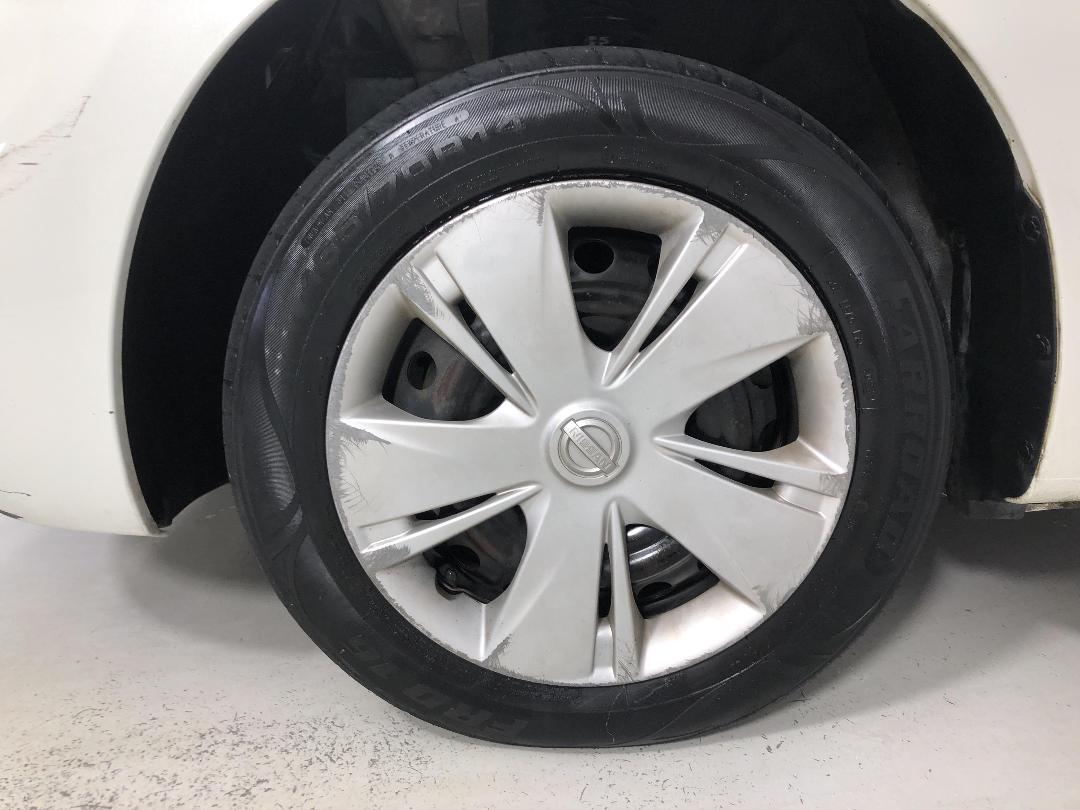 Photo '10' of Nissan March