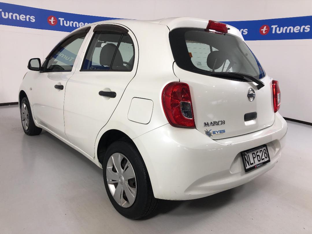 Photo '5' of Nissan March