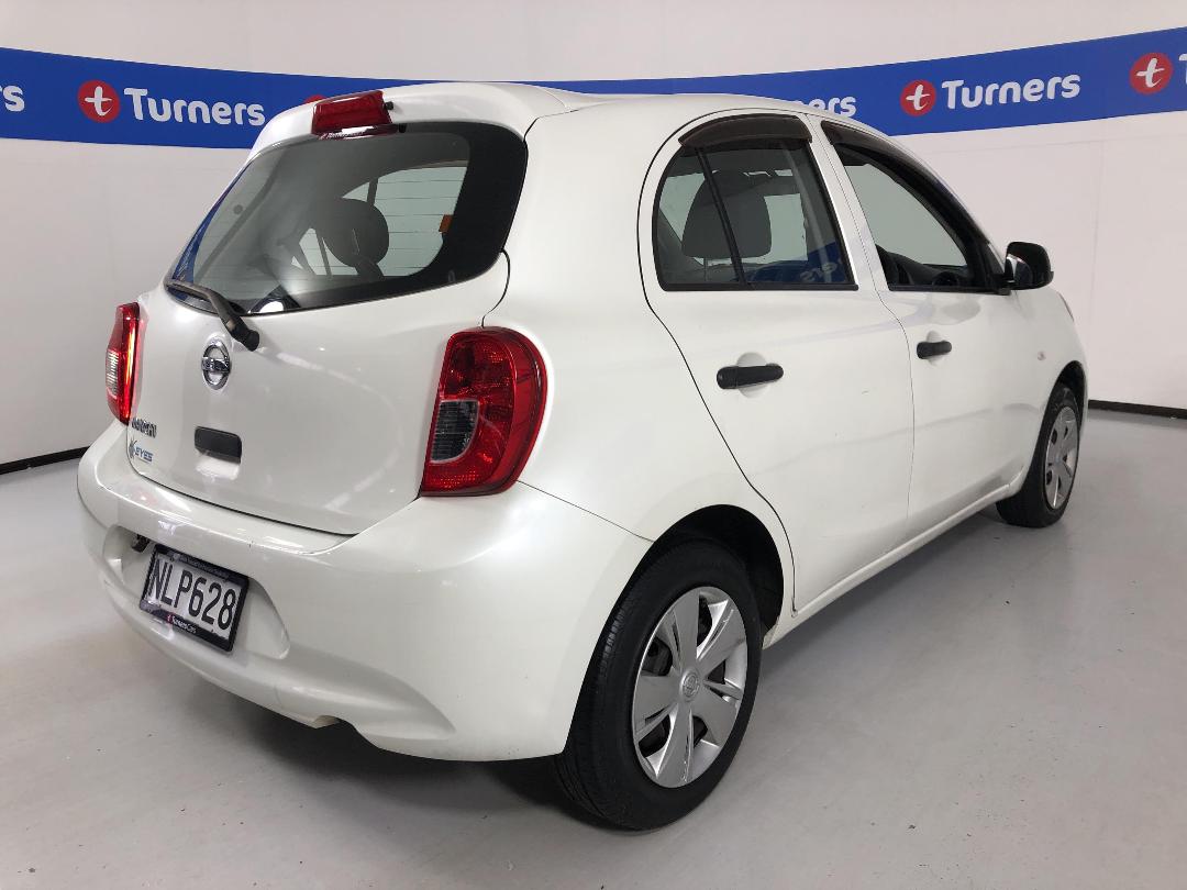 Photo '7' of Nissan March