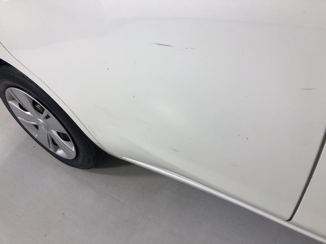 Photo '24' of Nissan March