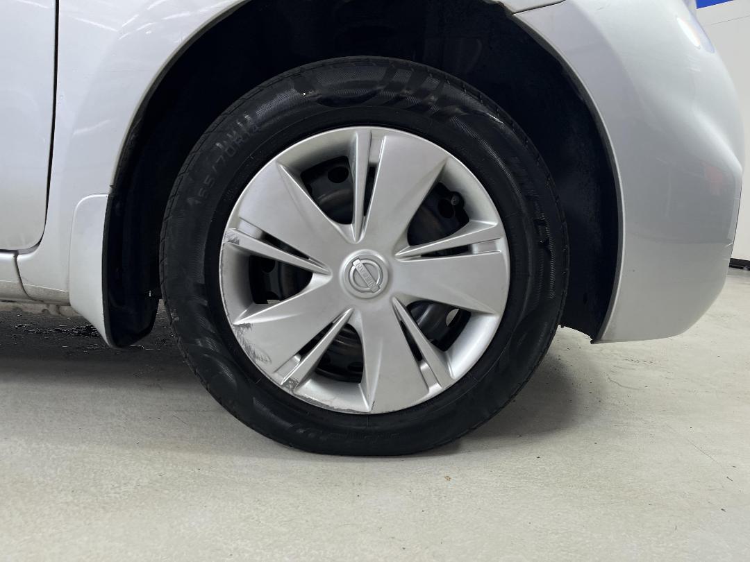 Photo '9' of Nissan March