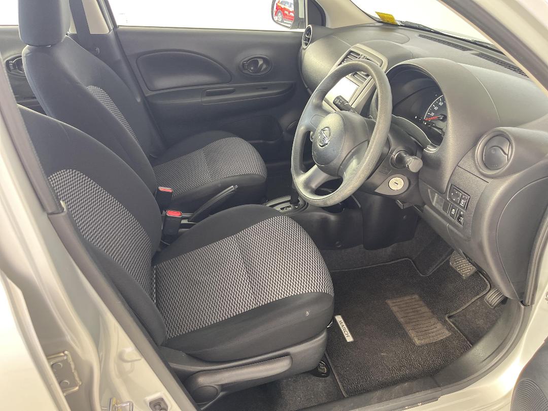 Photo '16' of Nissan March