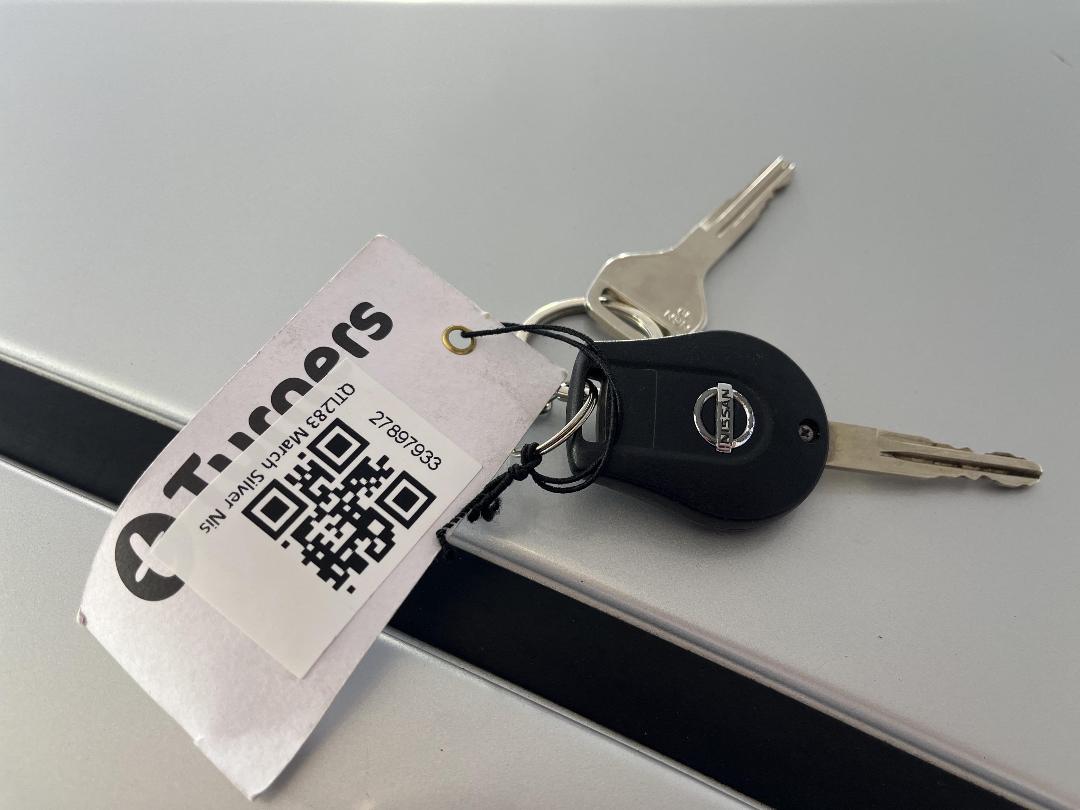 Photo '22' of Nissan March