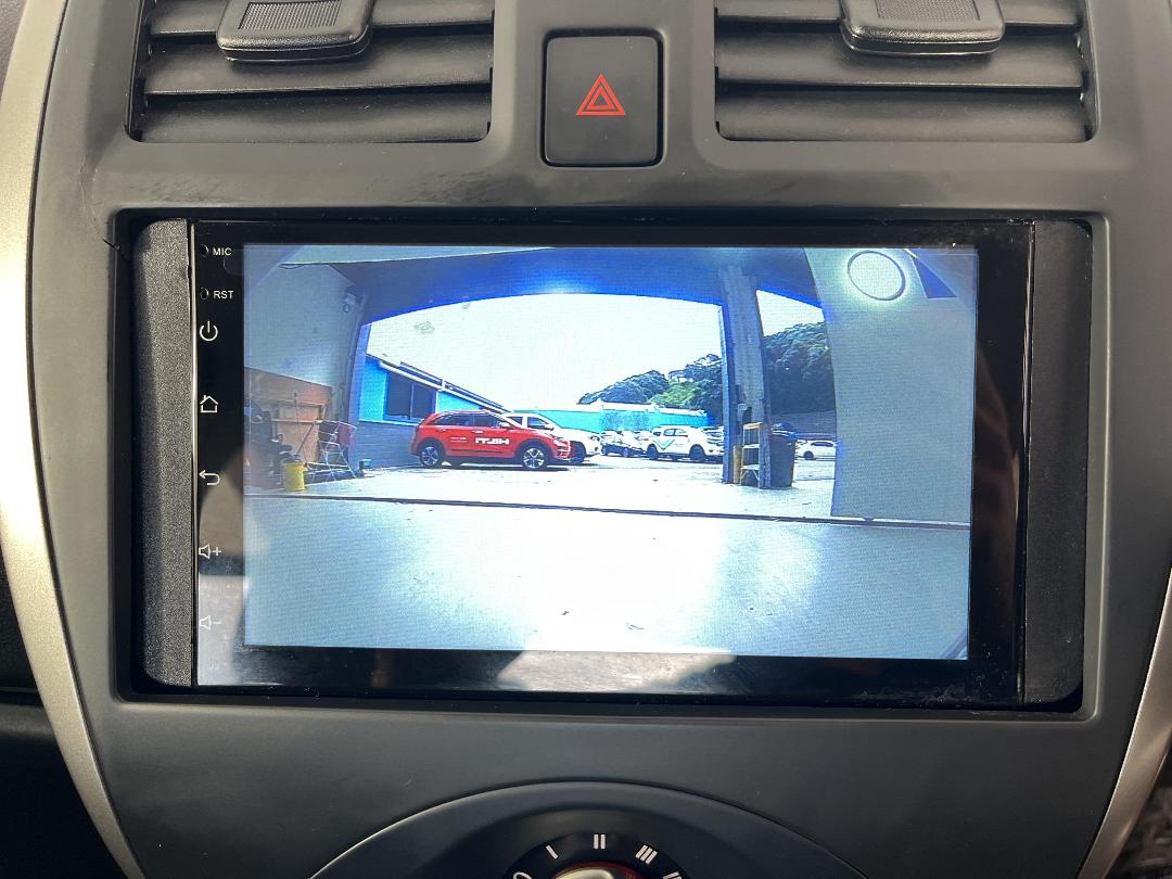 Photo '25' of Nissan March