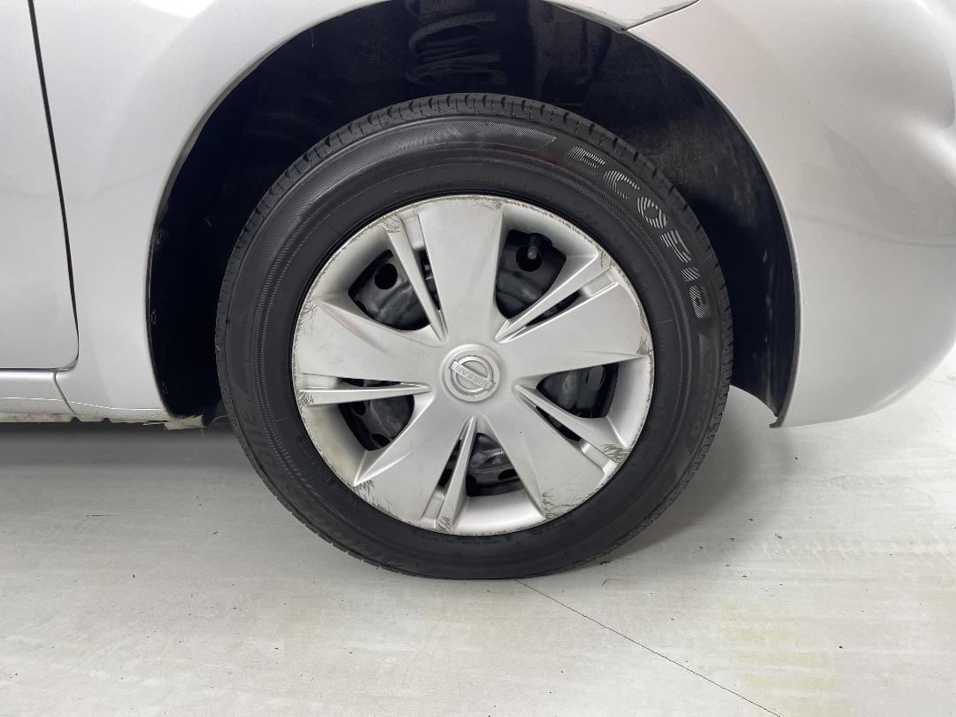 Photo '9' of Nissan March