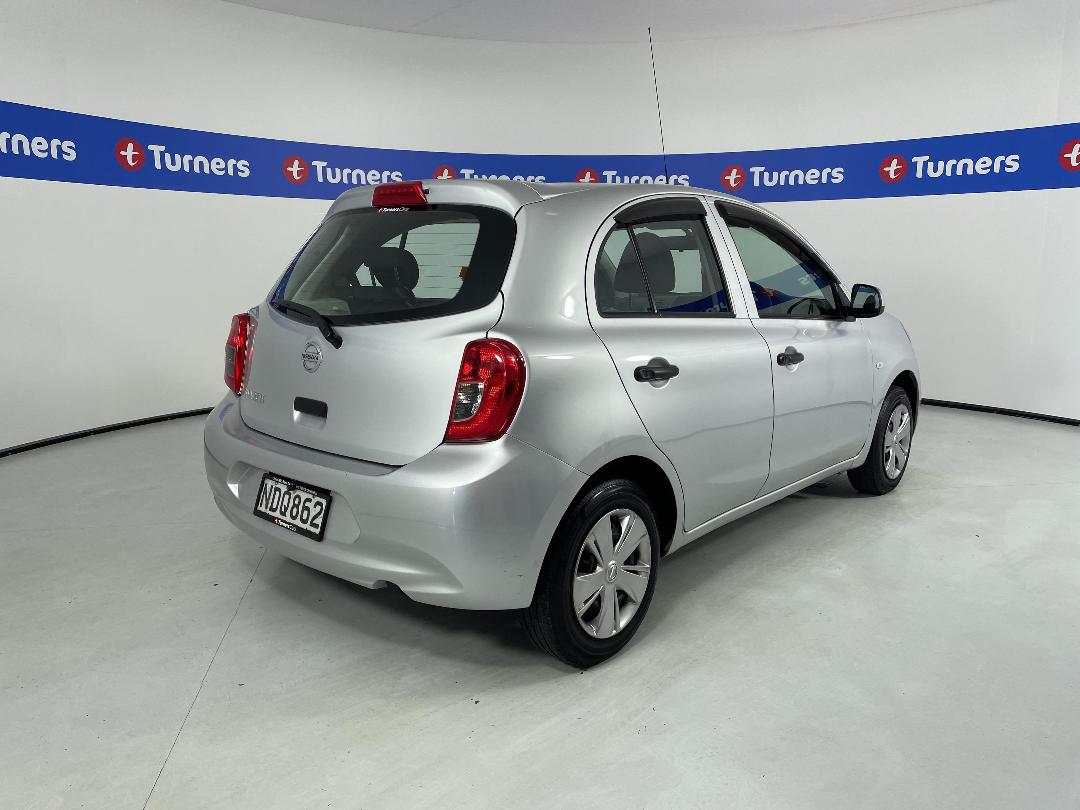 Photo '7' of Nissan March