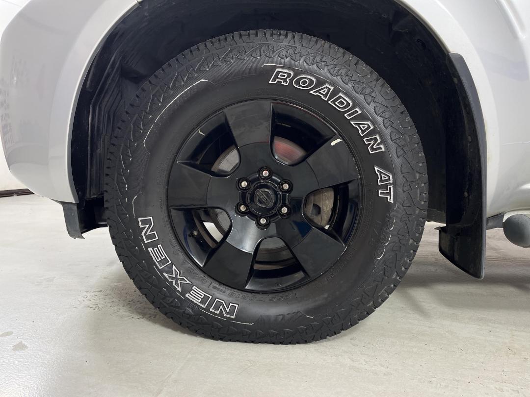 Photo '10' of Nissan Navara