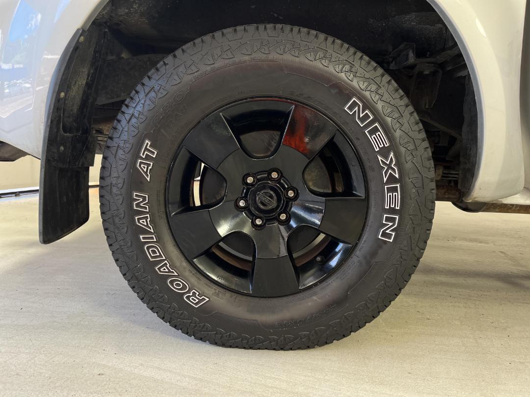 Photo '12' of Nissan Navara