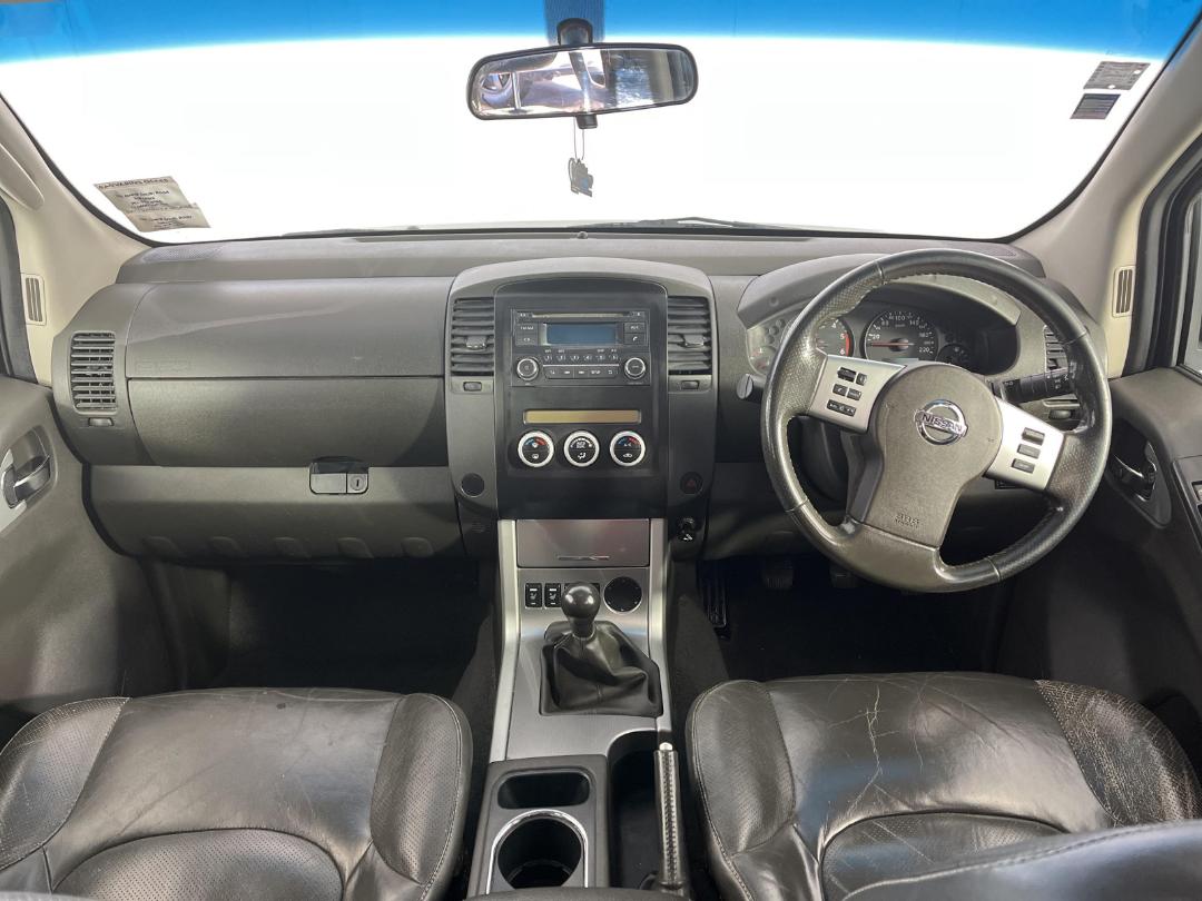 Photo '17' of Nissan Navara