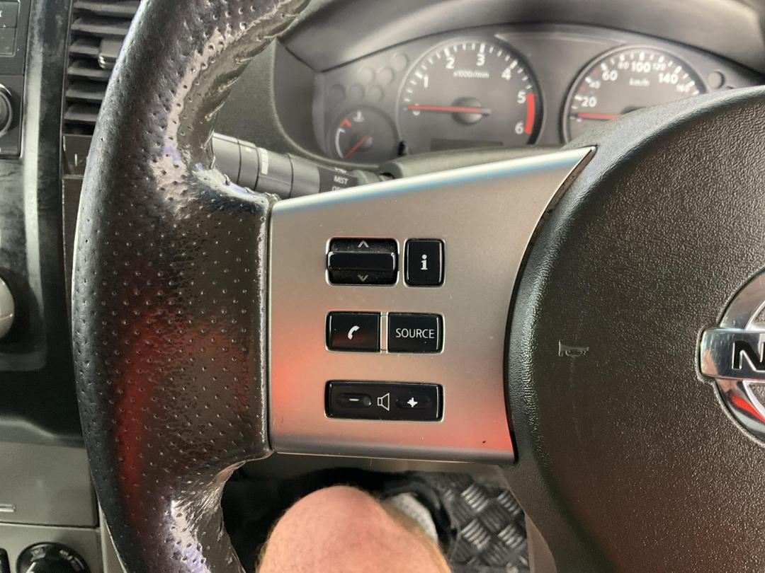 Photo '21' of Nissan Navara D/C ST-X Photo '21' of Nissan Navara D/C ST-X