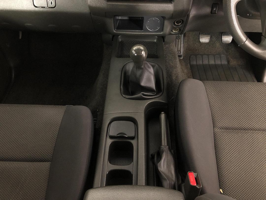 Photo '18' of Nissan Navara Photo '18' of Nissan Navara