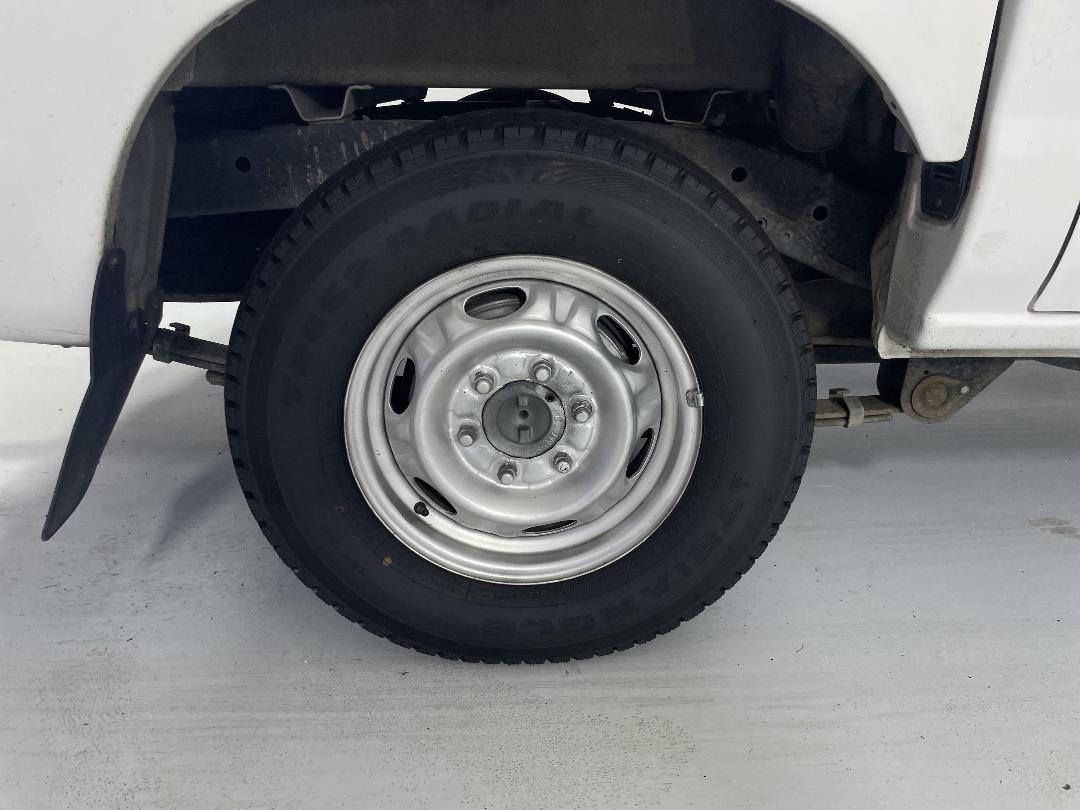 Photo '12' of Nissan Navara Photo '12' of Nissan Navara