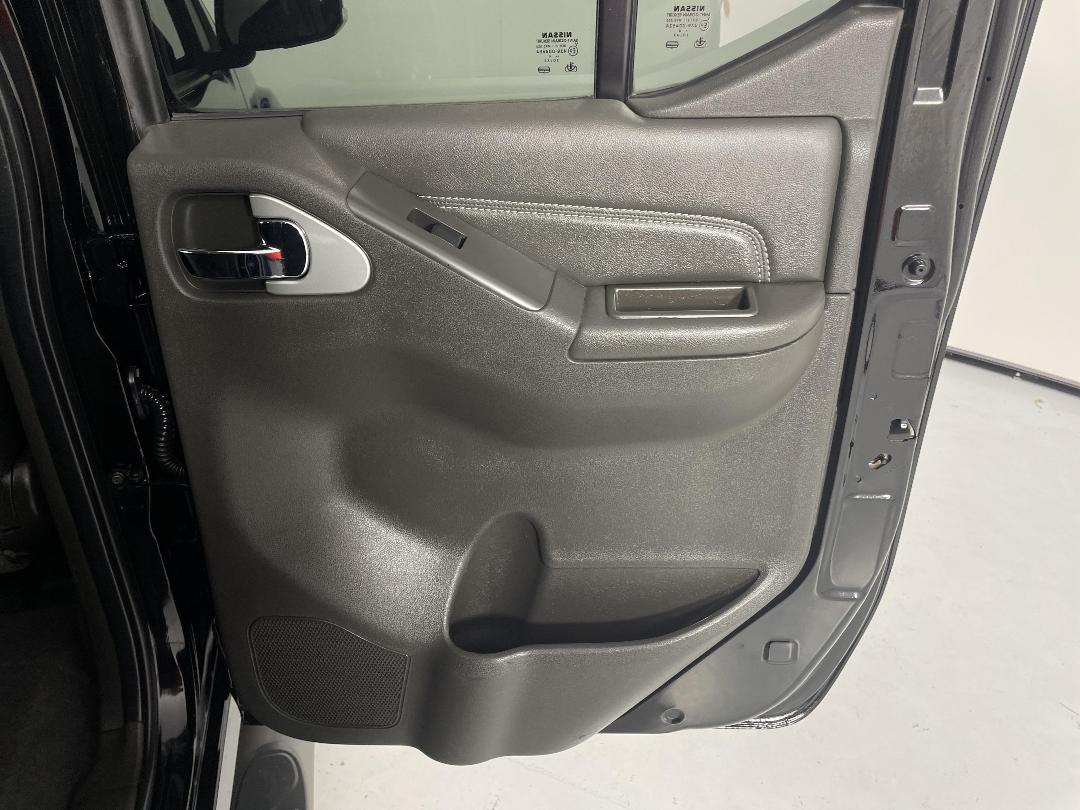 Photo '19' of Nissan Navara Photo '19' of Nissan Navara