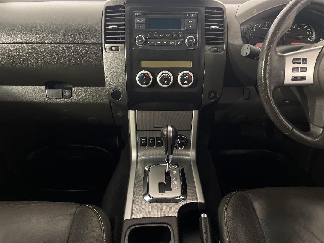 Photo '18' of Nissan Navara Photo '18' of Nissan Navara