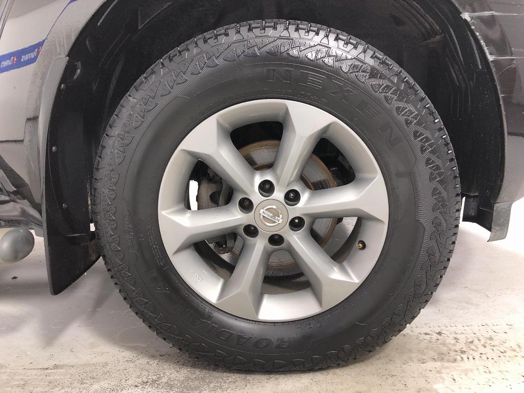 Photo '9' of Nissan Navara