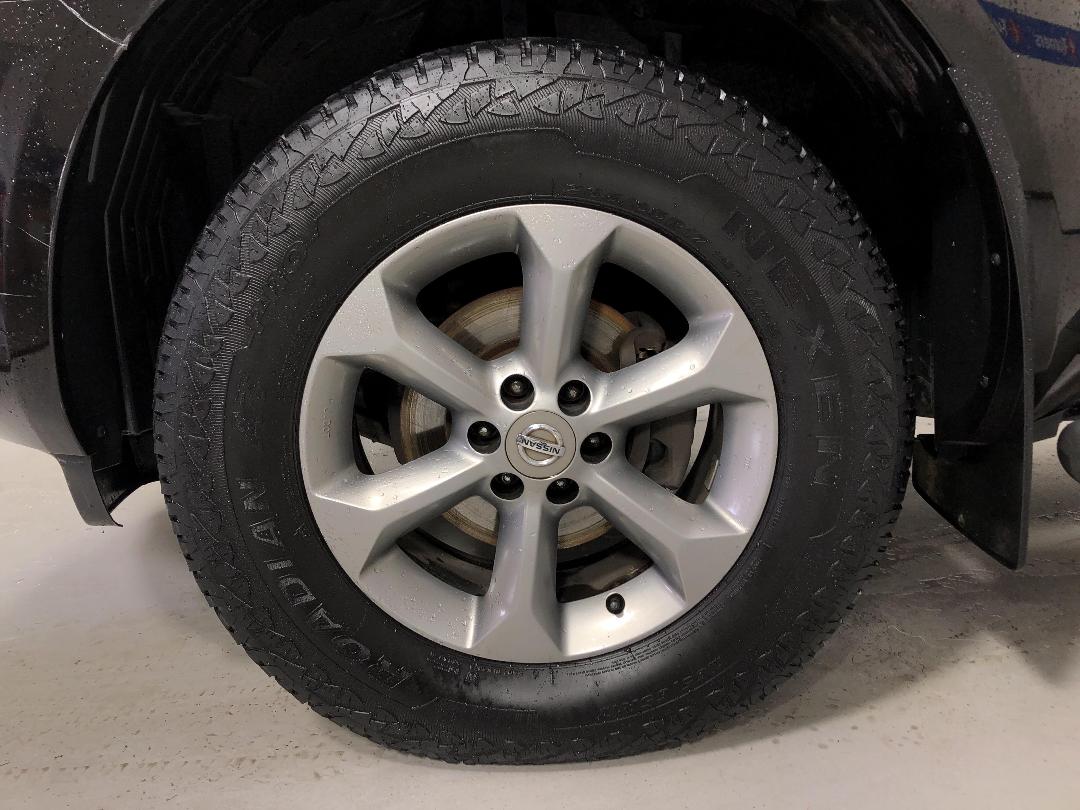 Photo '10' of Nissan Navara