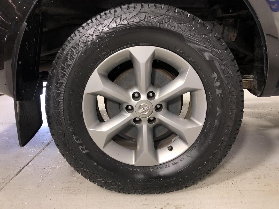 Photo '12' of Nissan Navara