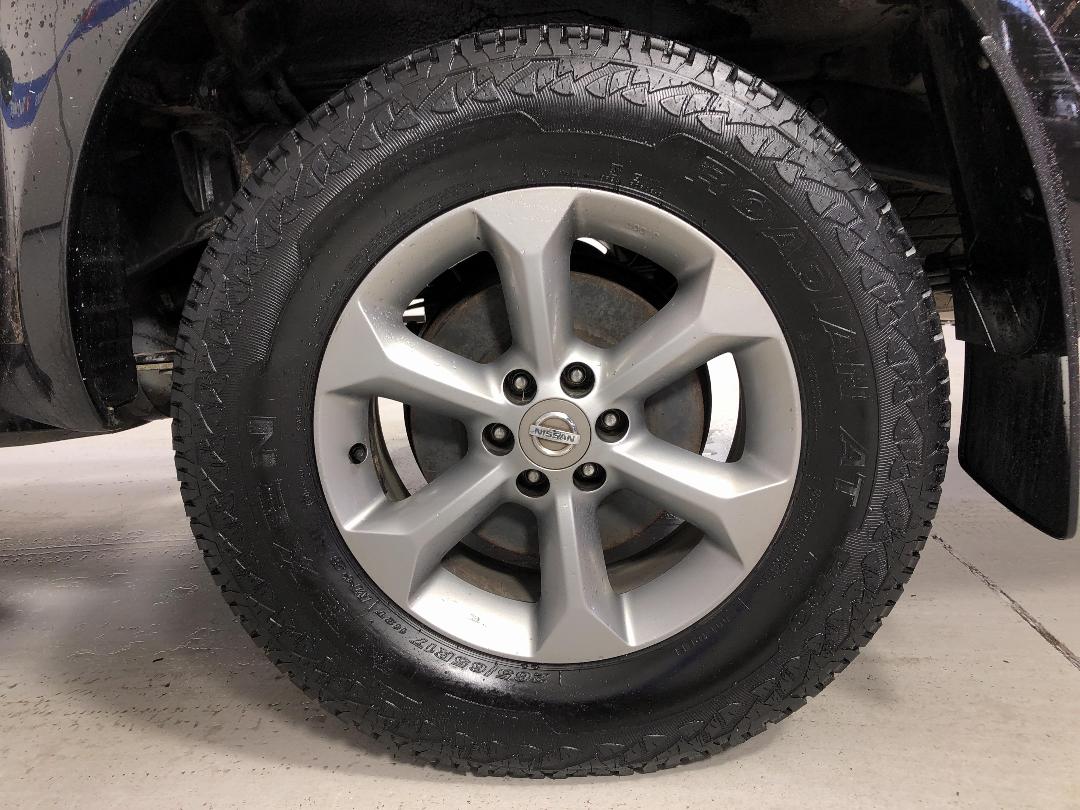 Photo '11' of Nissan Navara