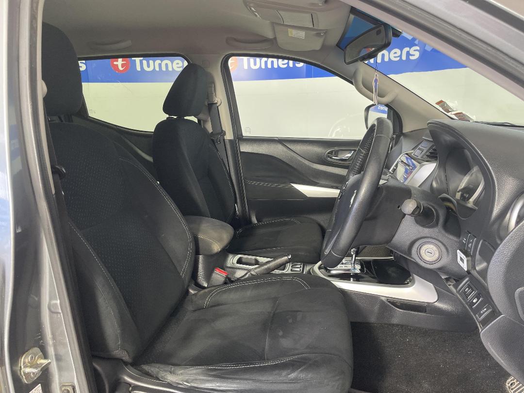 Photo '16' of Nissan Navara Photo '16' of Nissan Navara