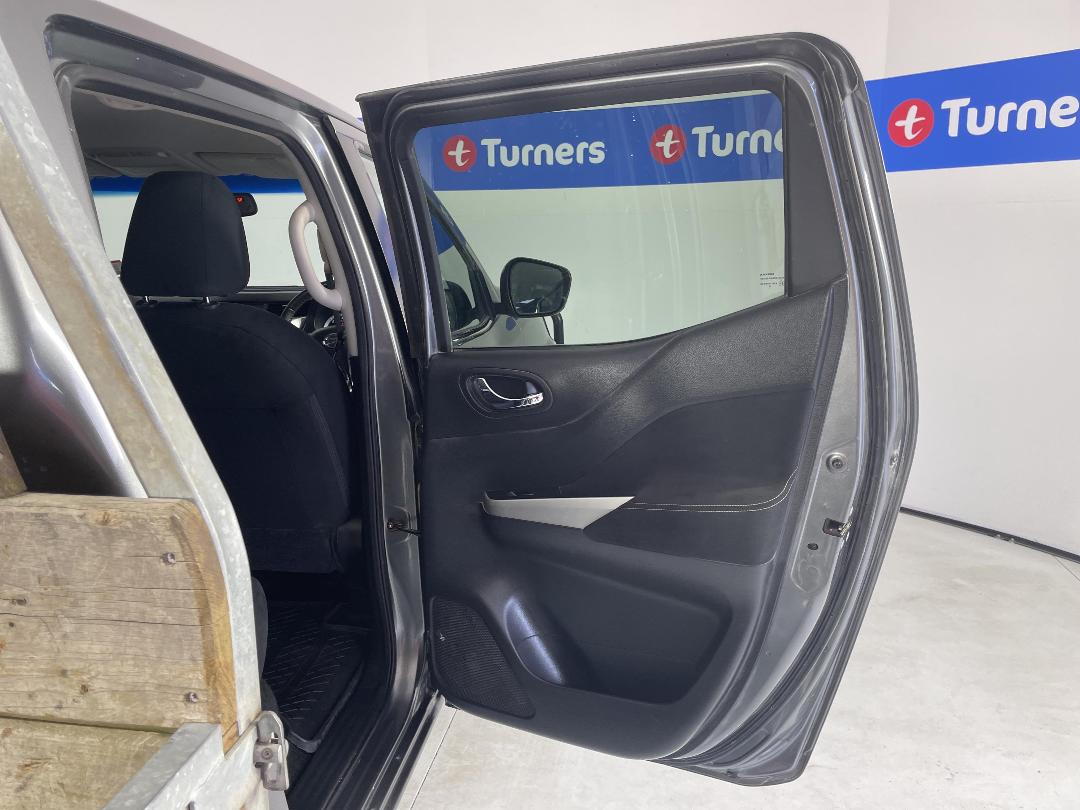 Photo '19' of Nissan Navara Photo '19' of Nissan Navara