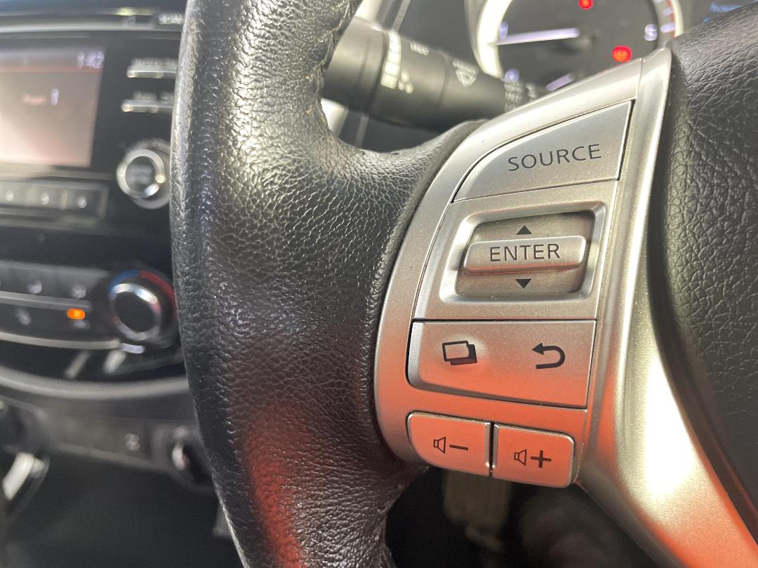 Photo '26' of Nissan Navara Photo '26' of Nissan Navara